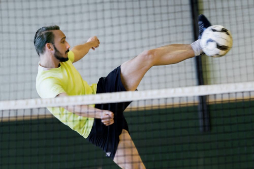 Terrain de tennis ballon à Morestel